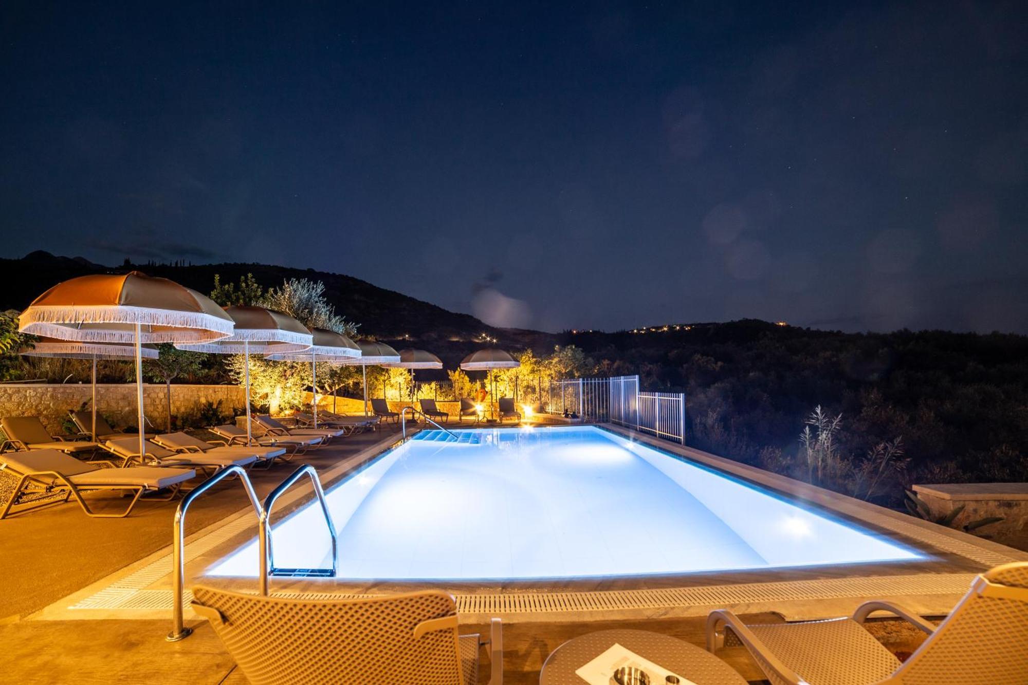 Olympia Zervea Studios With Pool - Apartment Кардамили Экстерьер фото